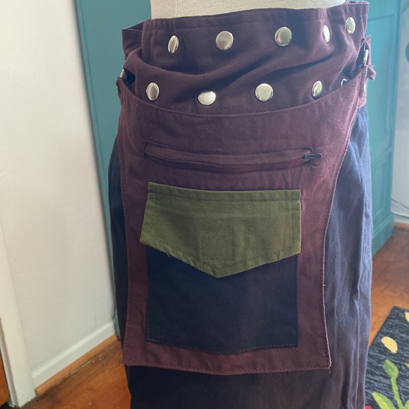 Black, burgundy and olive wrap around skirt with pocket - Picture 2 of 3